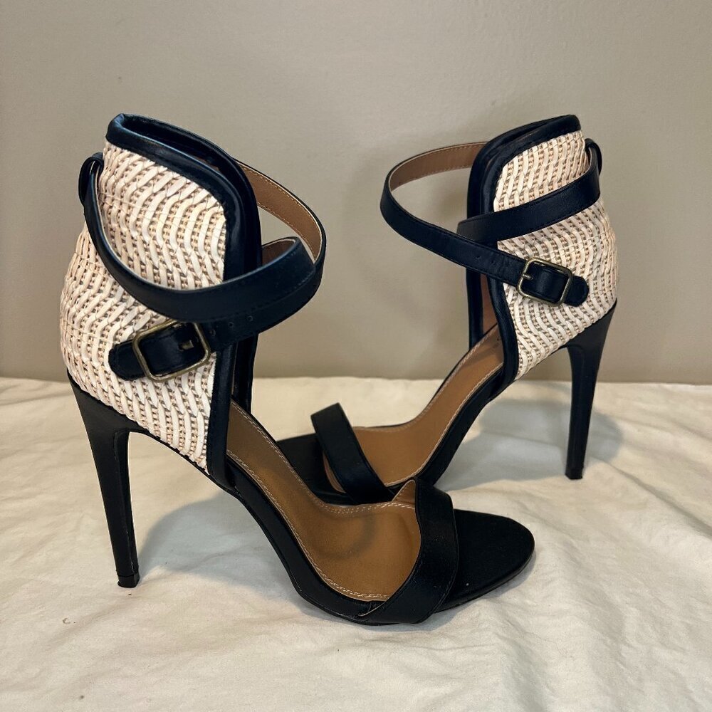 Like New Venus Black Raffia Criss Cross Stiletto Heels, Size 7.5
